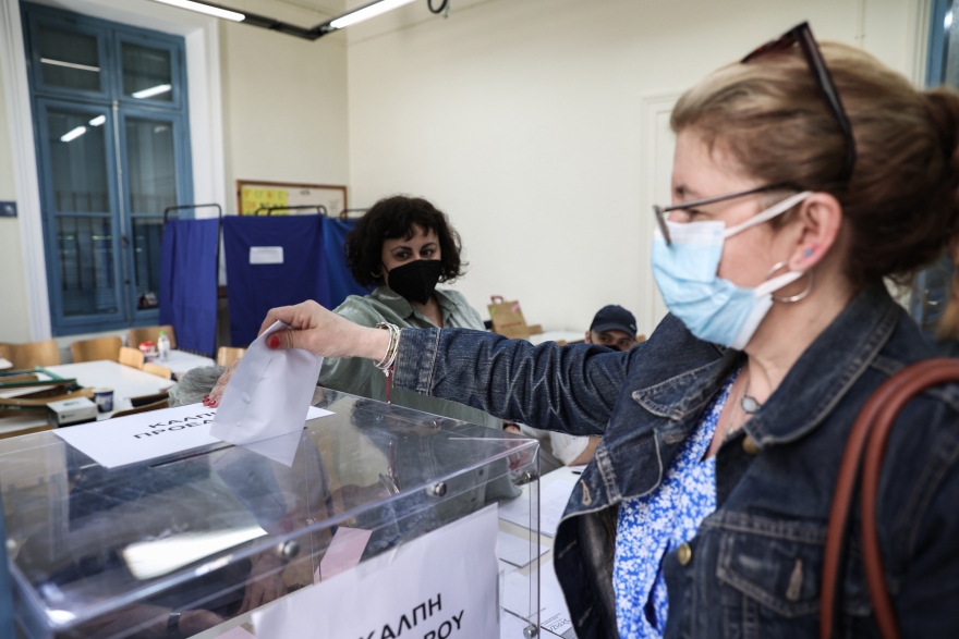 ΣΥΡΙΖΑ-ΠΣ: 70.000 ψήφισαν στις εσωκομματικές εκλογές μέχρι τις 14:00 - Το 50% είναι νέα μέλη