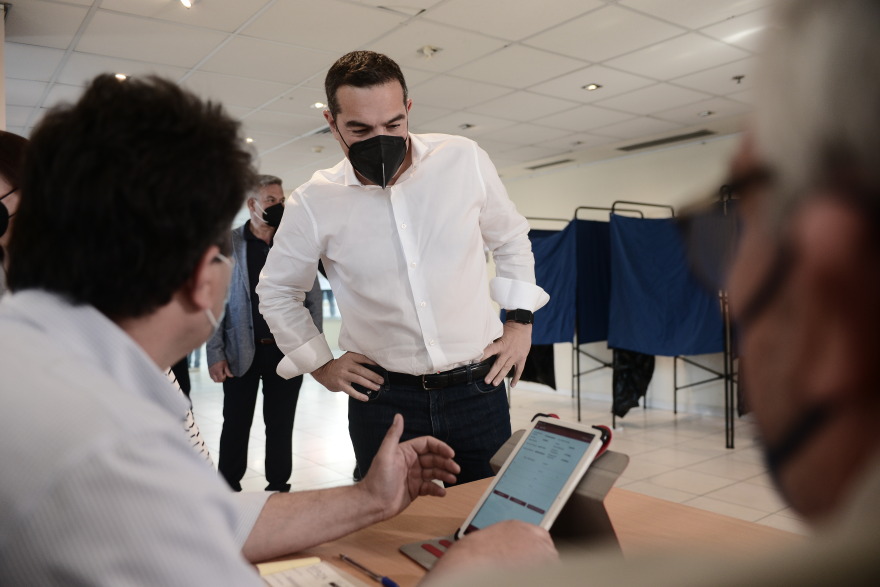 ΣΥΡΙΖΑ- ΠΣ: 40.000 ψήφισαν μέχρι τις 12 - Βεβαιότητα για πάνω από 100.000 ψήφους