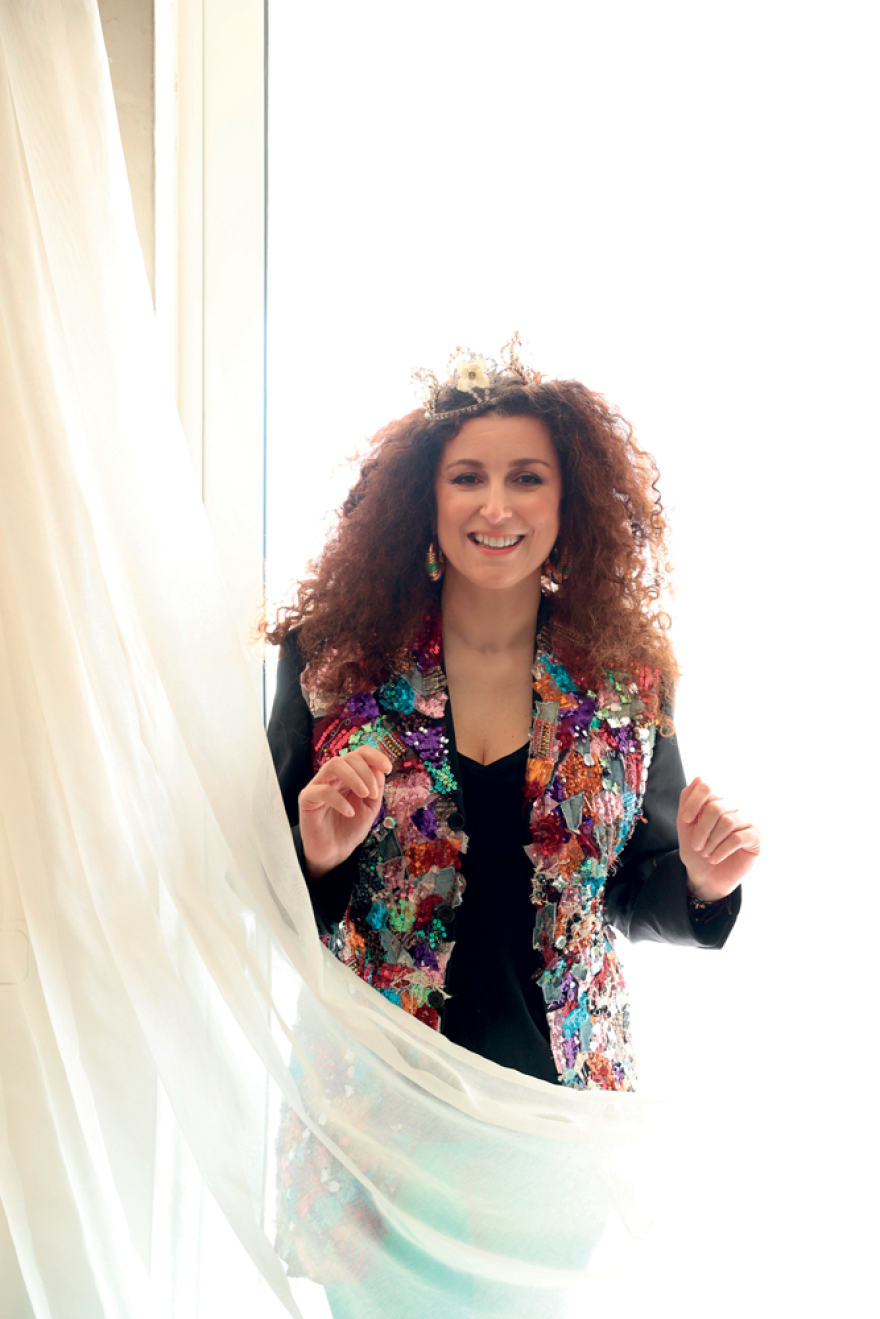 Κατερίνα Βρανά: «Με έβγαλα νοκ άουτ» - Η κωμικός που «σχεδόν πέθανε», επιστρέφει