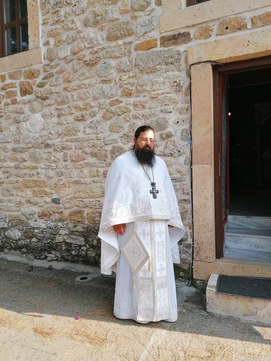 «Είναι φονιάς»: Ο ίδιος γιατρός με τον γαστρικό δακτύλιο σκότωσε και τη 14χρονη Γωγώ, λέει ο πατέρας της