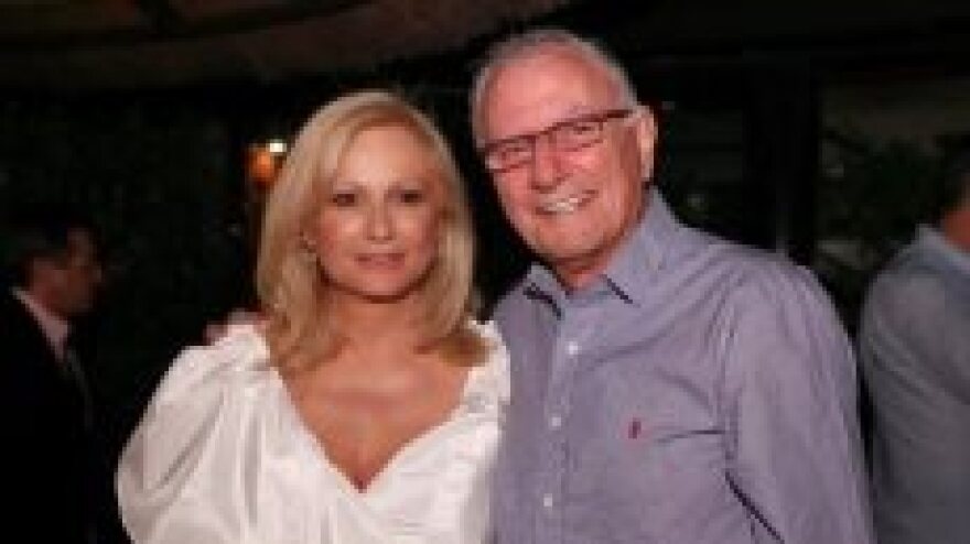 Κώστας Χαρδαβέλλας: «Στις γυναίκες που ήμουν μαζί αναζητούσα τη μητέρα μου»