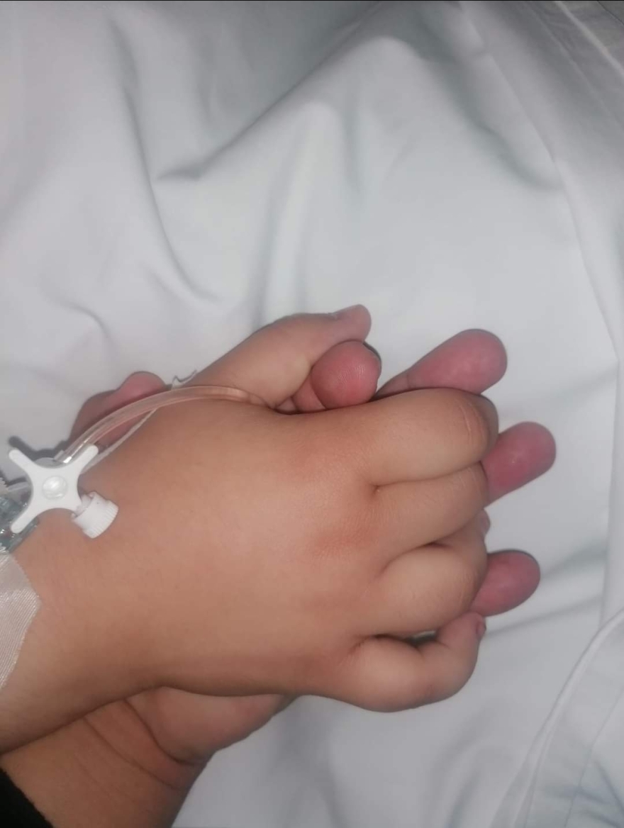 «Είναι φονιάς»: Ο ίδιος γιατρός με τον γαστρικό δακτύλιο σκότωσε και τη 14χρονη Γωγώ, λέει ο πατέρας της