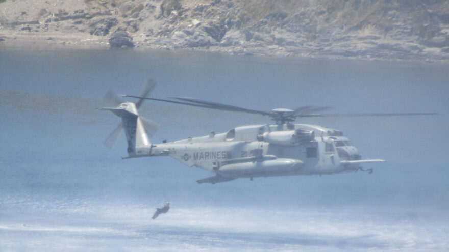Άσκηση «Μέγας Αλέξανδρος»: Εντυπωσιακό βίντεο από την κοινή απόβαση Ελλήνων και Αμερικανών πεζοναυτών