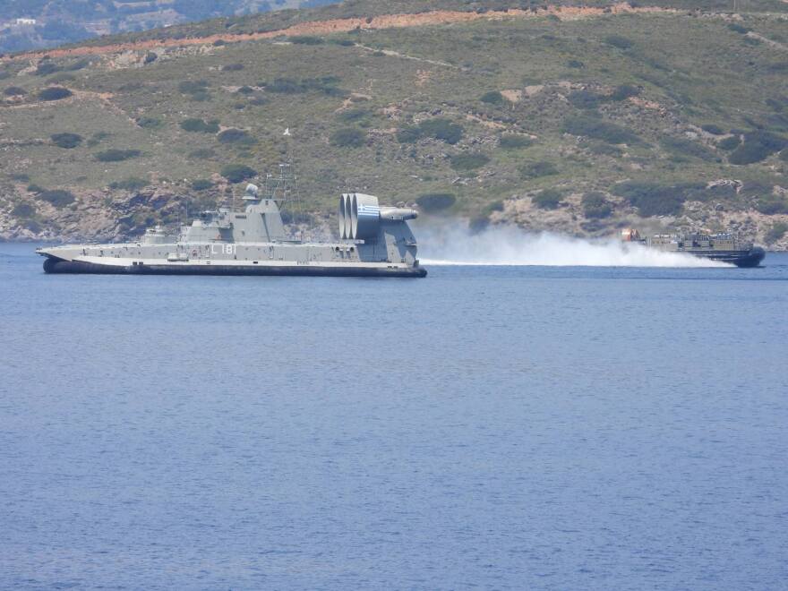 Άσκηση «Μέγας Αλέξανδρος»: Εντυπωσιακό βίντεο από την κοινή απόβαση Ελλήνων και Αμερικανών πεζοναυτών