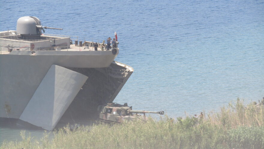 Άσκηση «Μέγας Αλέξανδρος»: Εντυπωσιακό βίντεο από την κοινή απόβαση Ελλήνων και Αμερικανών πεζοναυτών