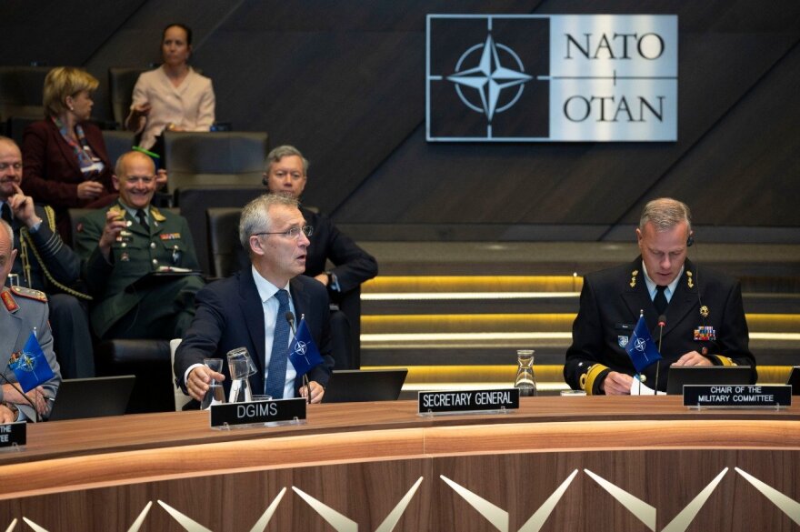Ανάρτηση του αρχηγού ΓΕΕΘΑ για τη σύνοδο της στρατιωτικής επιτροπής του ΝΑΤΟ