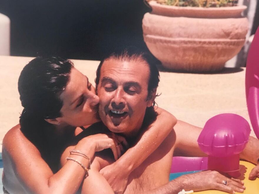 Η Άντζελα Γκερέκου αναπολεί τα καλοκαίρια με τον Τόλη Βοσκόπουλο