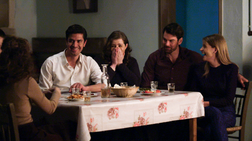 Άγριες Μέλισσες: Ο Ξανθός αρχίζει το ξήλωμα του Ακύλα απ’ το έργο του αεροδρομίου