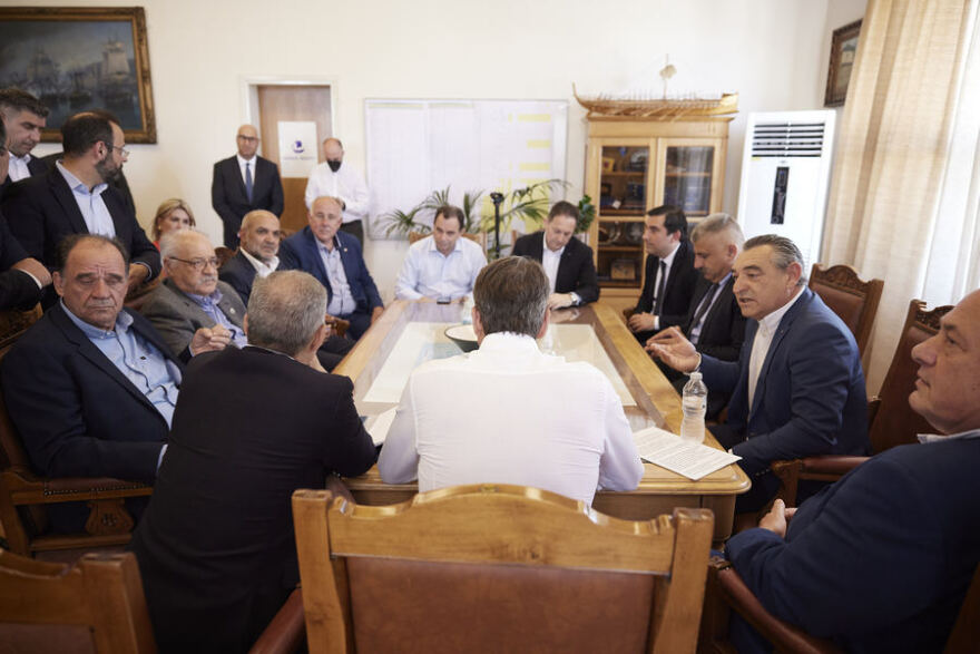 Συνάντηση Μητσοτάκη με 8 δημάρχους της Μαγνησίας: Δεν βλέπουμε κόμματα στη συνεργασία μας με την Τοπική Αυτοδιοίκηση