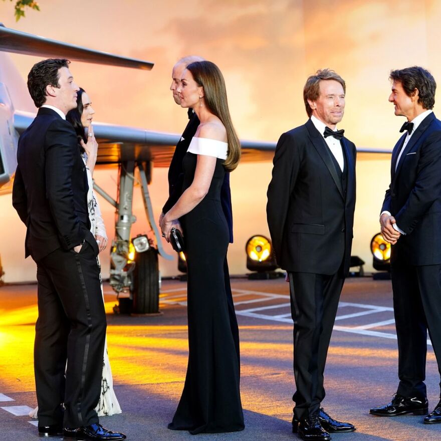 Top Gun: Στην πρεμιέρα της ταινίας ο πρίγκιπας Ουίλιαμ και η Κέιτ Μίντλετον