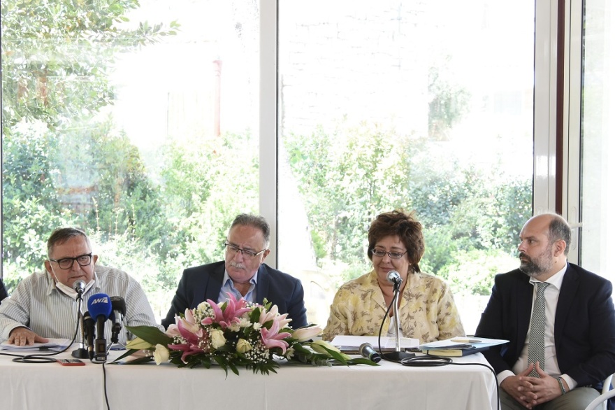 Νηπιοτροφείο Καλλιθέας κατά Δόμνας Μιχαηλίδου: Να  αρθεί το λουκέτο στο Ίδρυμα