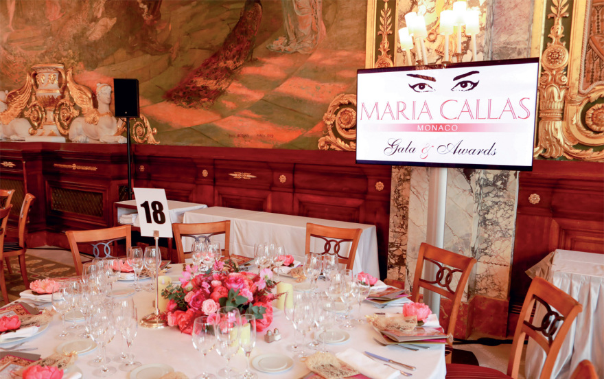 Με τη Μόνικα Μπελούτσι στο Μονακό 