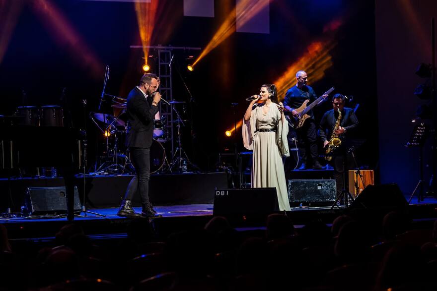 Η νύχτα που ο Στέφανος Κορκολής σήκωσε το «Παλλάς» στο πόδι