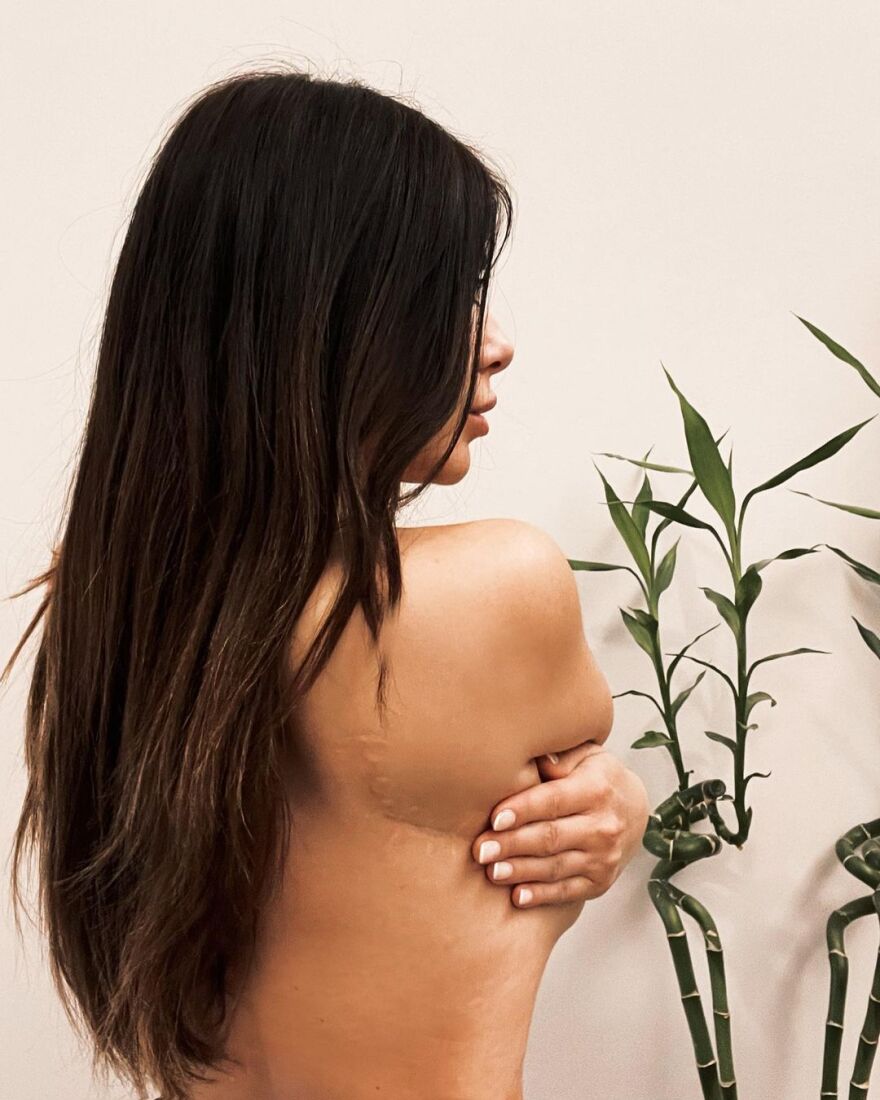 Η Μίνα Αρναούτη απαντά γιατί μπήκε στο αυτοκίνητο με τον Παντελή Παντελίδη