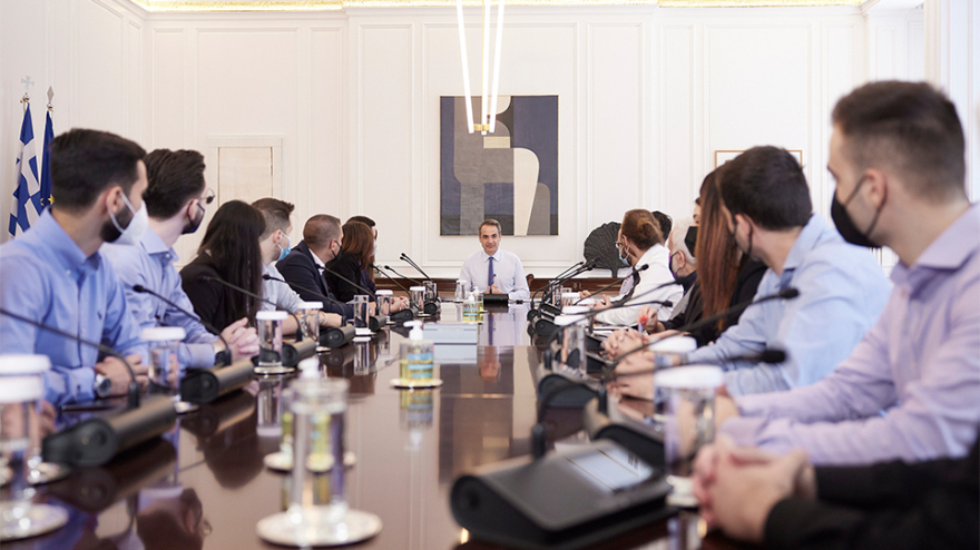 Μητσοτάκης: Καλύτεροι μισθοί και φθηνή στέγη για φοιτητές και νέα ζευγάρια στις προτεραιότητες της κυβέρνησης 