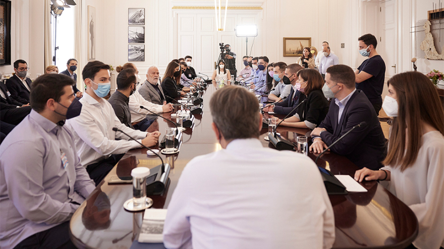 Μητσοτάκης: Καλύτεροι μισθοί και φθηνή στέγη για φοιτητές και νέα ζευγάρια στις προτεραιότητες της κυβέρνησης 