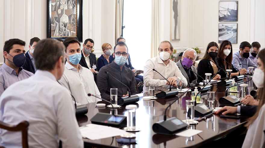 Μητσοτάκης: Καλύτεροι μισθοί και φθηνή στέγη για φοιτητές και νέα ζευγάρια στις προτεραιότητες της κυβέρνησης 