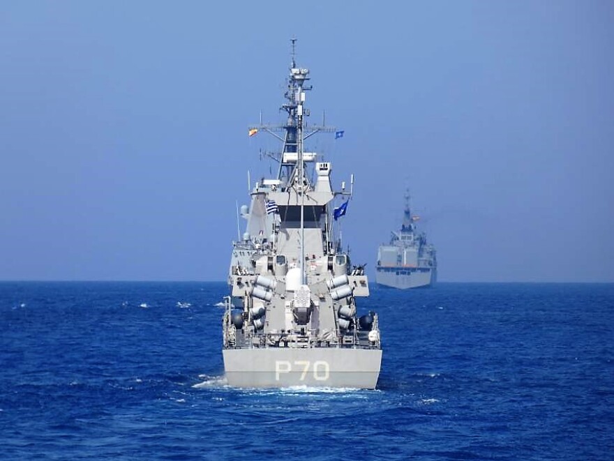 Πολεμικά πλοία και μαχητικά της Πολεμικής Αεροπορίας έκαναν συνεκπαίδευση με ΝΑΤΟϊκές μονάδες σε Κάρπαθο-Καστελόριζο - Φωτογραφίες