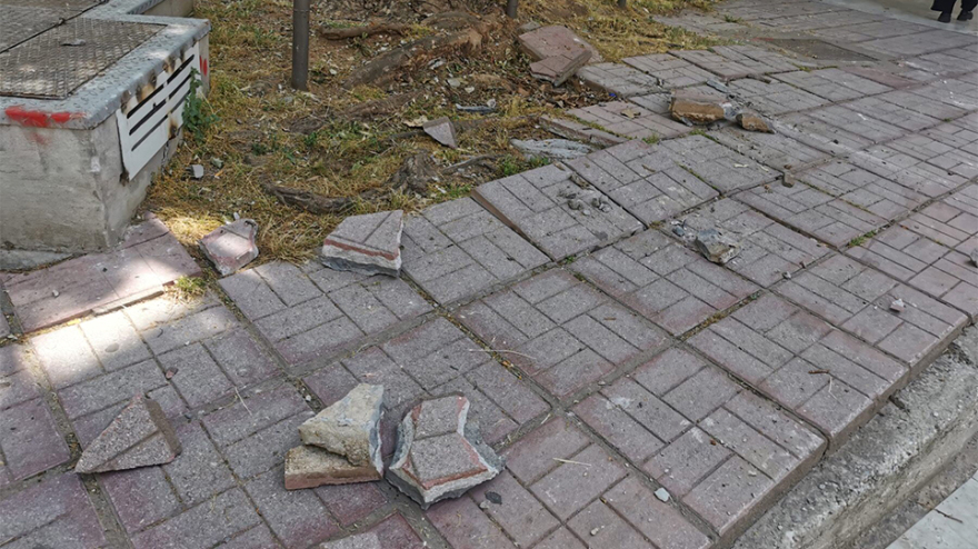 Νέα επεισόδια στο ΑΠΘ -  Πέταξαν πέτρες και μάρμαρα στους αστυνομικούς, που απάντησαν με χημικά