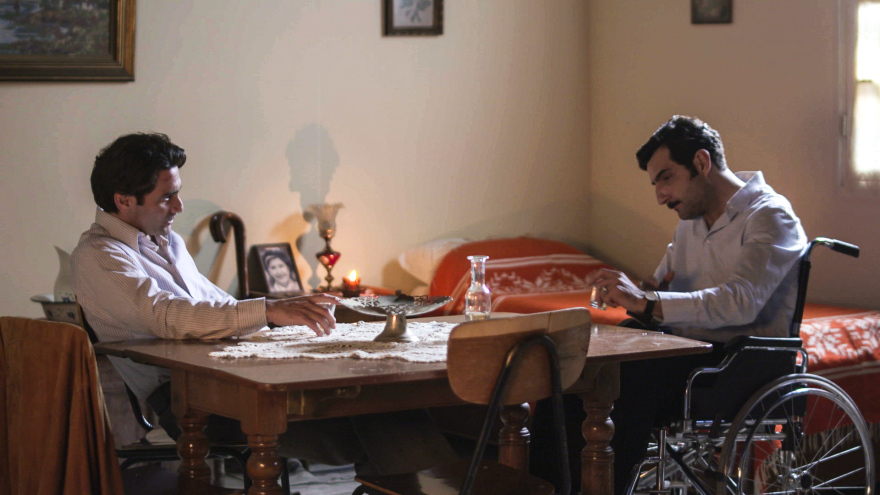 Άγριες Μέλισσες: Ένας φόνος θα φέρει τα πάνω κάτω στο Διαφάνι