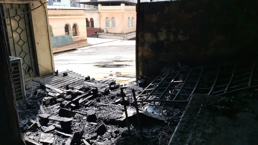 Θεσσαλονίκη: Από έκρηξη σε κλιματιστικό ξεκίνησε η φωτιά; - Δύο παιδιά με αναπνευστικά προβλήματα