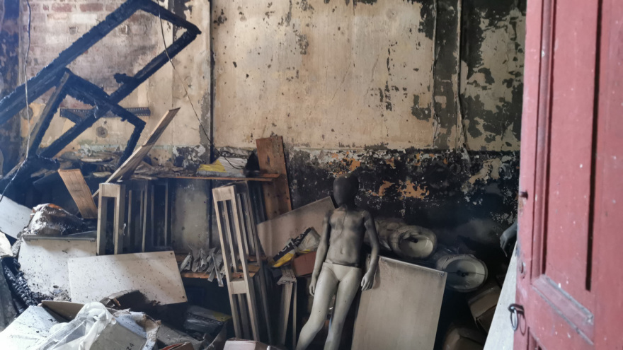 Θεσσαλονίκη: Από έκρηξη σε κλιματιστικό ξεκίνησε η φωτιά; - Δύο παιδιά με αναπνευστικά προβλήματα