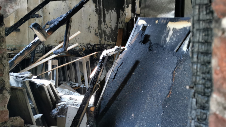 Θεσσαλονίκη: Από έκρηξη σε κλιματιστικό ξεκίνησε η φωτιά; - Δύο παιδιά με αναπνευστικά προβλήματα