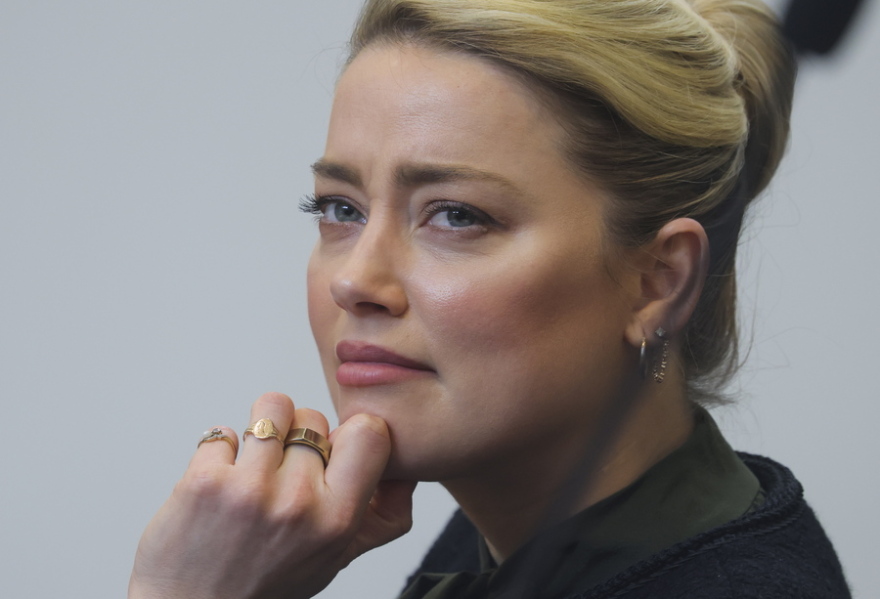 Δίκη Ντεπ - Χερντ: Την Τρίτη η απόφαση - Τι θα συμβεί αν χάσει η Άμπερ Χερντ