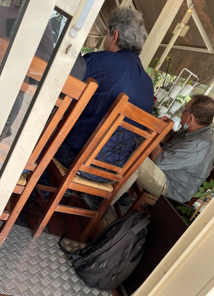 Σε ταβερνάκι μετά την ομιλία Τσίπρα ο Πολάκης