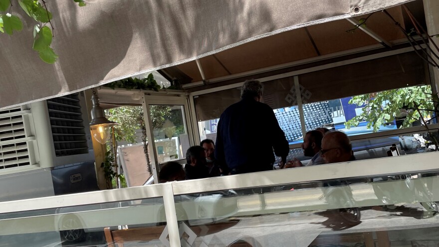 Σε ταβερνάκι μετά την ομιλία Τσίπρα ο Πολάκης