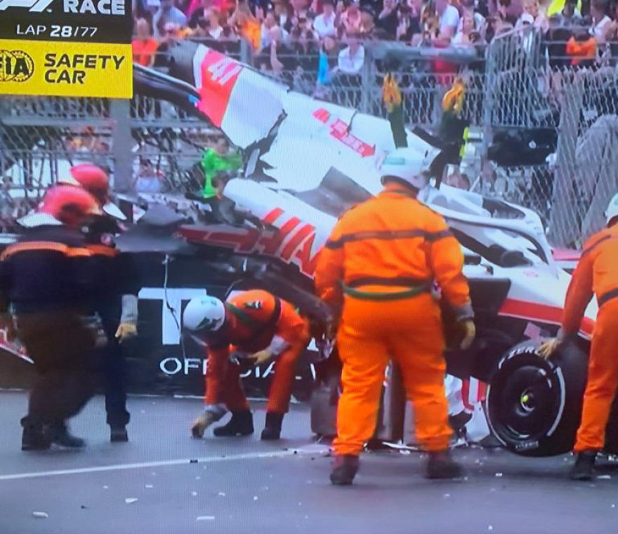 Formula1: Τρομακτικό ατύχημα για τον Μικ Σουμάχερ στο Μονακό - Κόπηκε στη μέση το μονοθέσιο