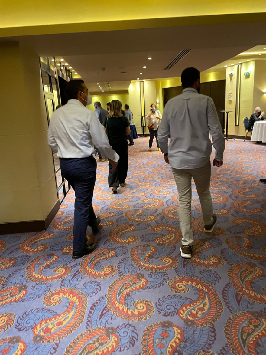 Τσίπρας: Η συμμετοχή στις εσωκομματικές διαδικασίες «μήνυμα» προς το Μαξίμου και «εντολή αλλαγής για εμάς»