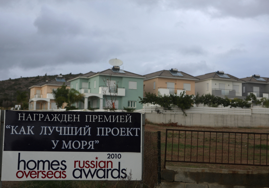 Κύπρος: Το ρώσικο χρήμα εγκαταλείπει το «Λεμέσογκραντ» 