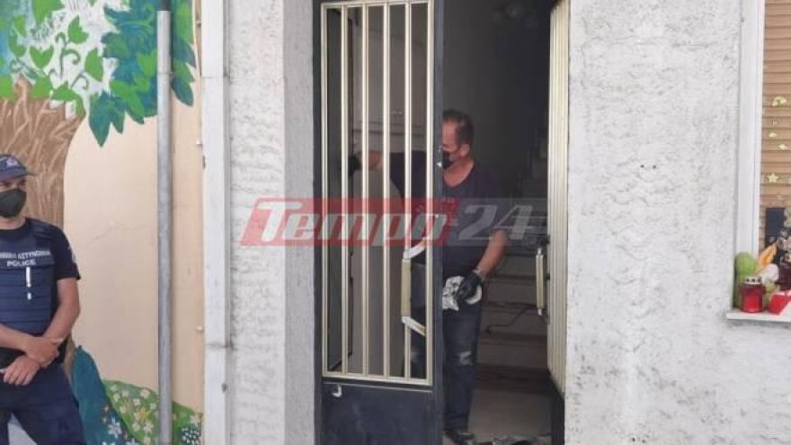 Θάνατος τριών παιδιών στην Πάτρα: Σφραγίστηκε το διαμέρισμα της σπιτονοικοκυράς του Μάνου και της Ρούλας (βίντεο)