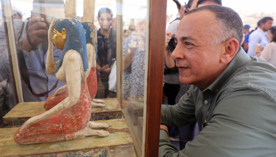 Αίγυπτος: Εκατοντάδες σαρκοφάγοι και αγάλματα θεών ανακαλύφθηκαν στη Σακάρα - Φωτογραφίες