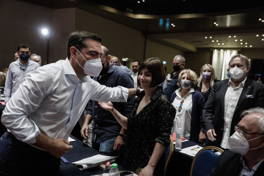 Σε νέες βάσεις χτίζει ο Τσίπρας τον «Άλλο ΣΥΡΙΖΑ»: Ο αιφνιδιασμός των κορυφαίων και οι αποστάσεις από Πολάκη