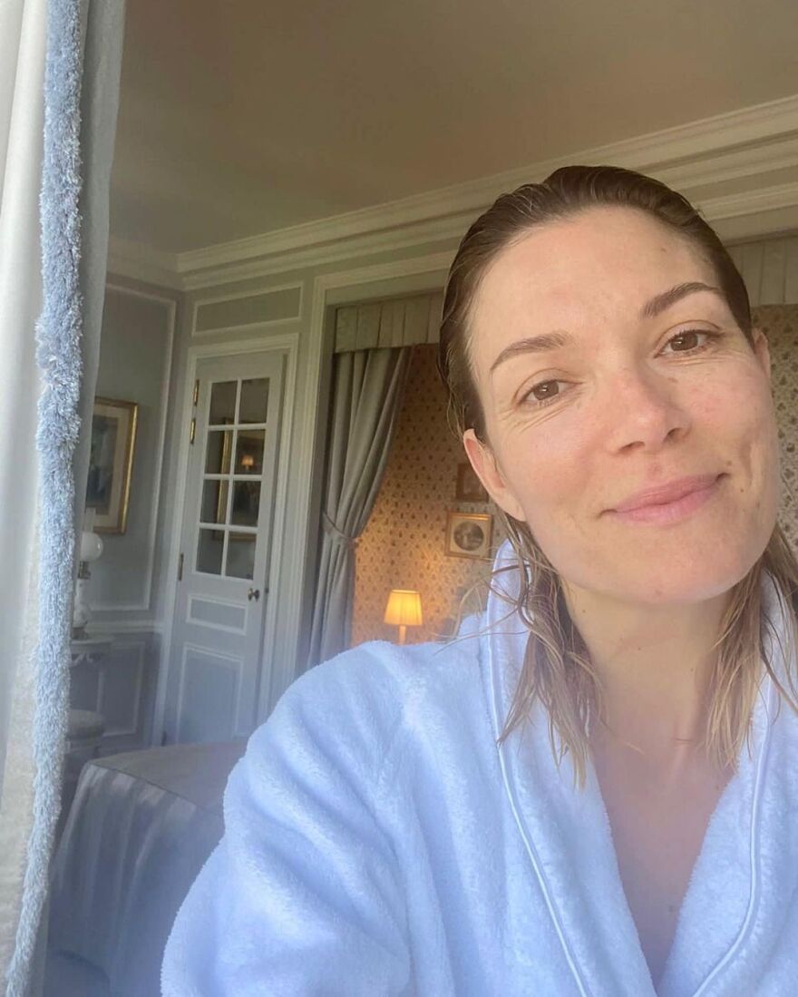 Βίκυ Καγιά: Έτσι είναι χωρίς μακιγιάζ και φίλτρα