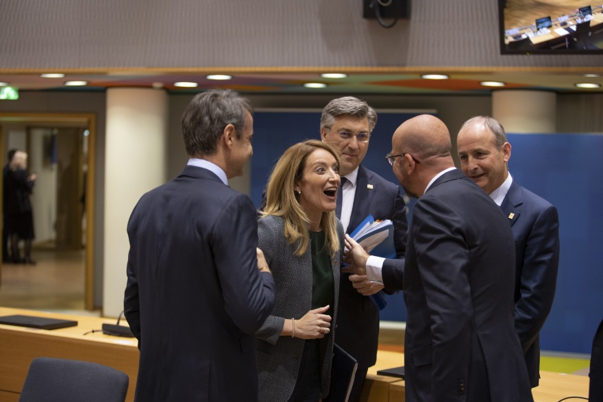 Βρυξέλλες: Το μεγάλο παζάρι για νέες κυρώσεις από την ΕΕ στη Ρωσία και ο «star» Ορμπάν που καλοβλέπει Πούτιν