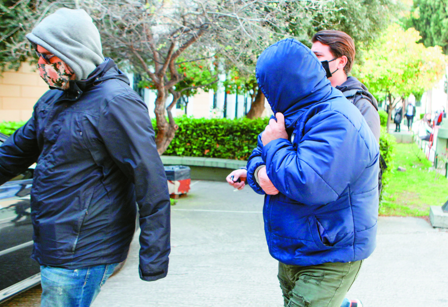 Εκτός φυλακής ο σύζυγος της Τέτας για το μεγάλο κόλπο με τις θυρίδες του Ψυχικού - Άφαντα τα κοσμήματα