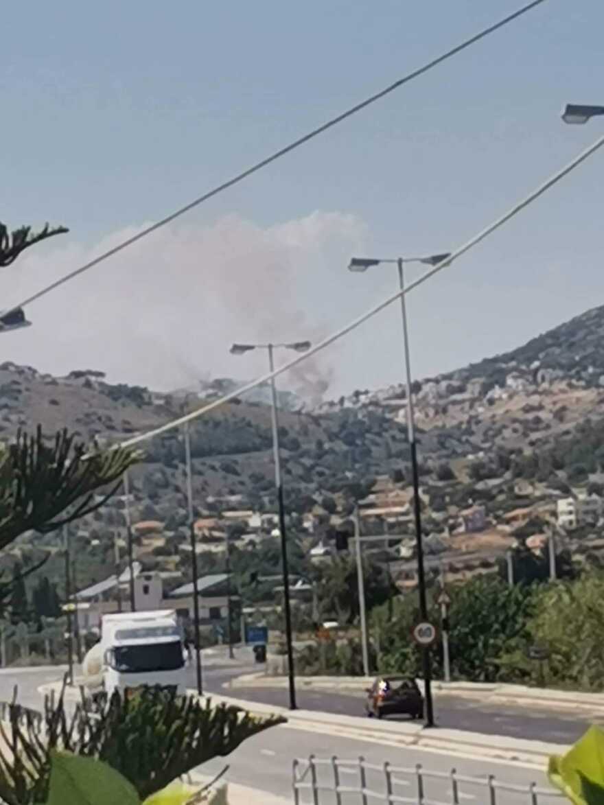Σε ύφεση η φωτιά στην Κερατέα - Καίει από το μεσημέρι δασική έκταση 