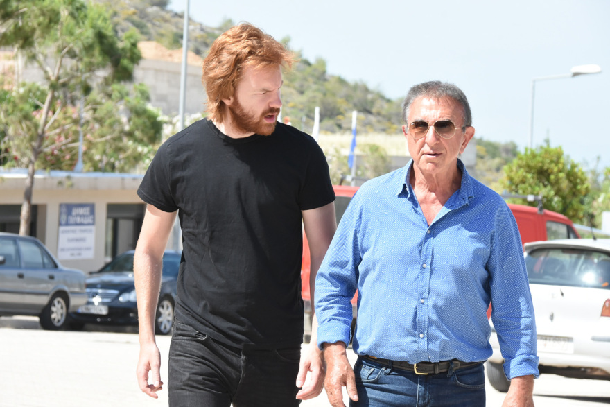 Δάκης: Στο Κοιμητήριο Γλυφάδας έγινε η κηδεία