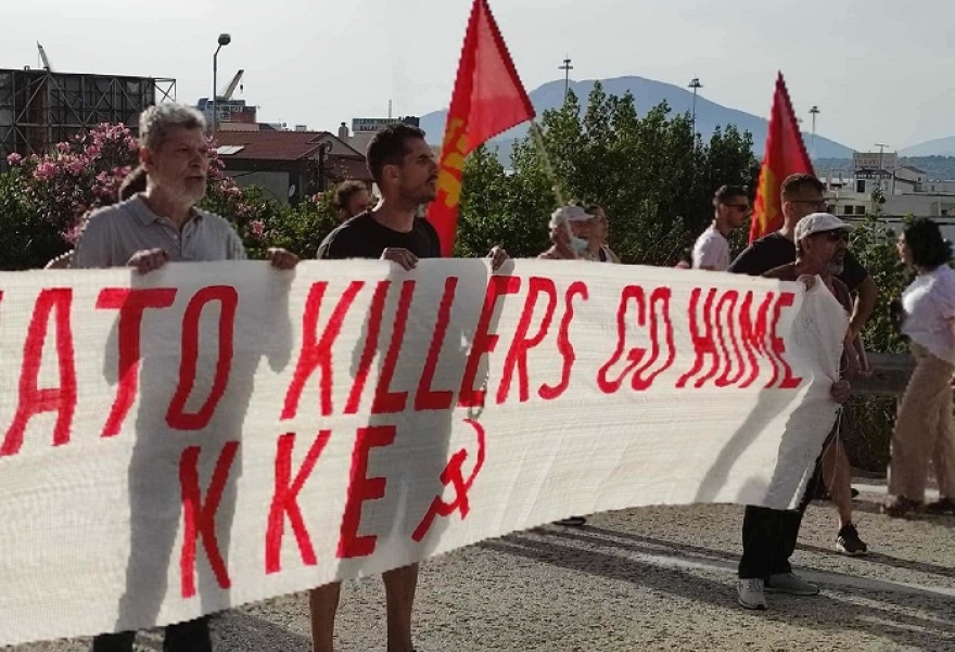 Ηγουμενίτσα: Μπλόκο από μέλη του ΚΚΕ σε νατοϊκή φάλαγγα