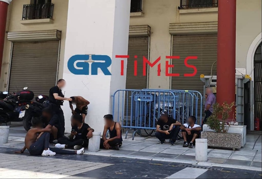 Θεσσαλονίκη: Αιματηρό επεισόδιο μεταξύ 20 Πακιστανών με δύο τραυματίες στο κέντρο