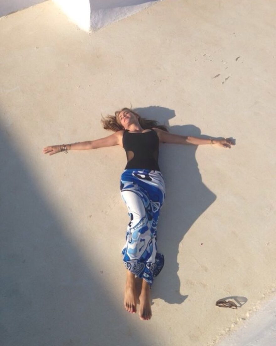 Σοφία Βεργκάρα: Αναπολεί το ελληνικό καλοκαίρι και «πλημμυρίζει» τα social media με φωτογραφίες από τη χώρα μας