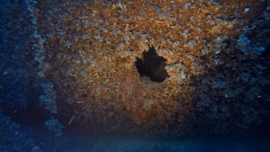 Κύθνος: Ναυάγιο ισπανικού ατμόπλοιου - «Είναι σαν να σταμάτησε ο χρόνος τον Απρίλιο του 1943» (φωτογραφίες)