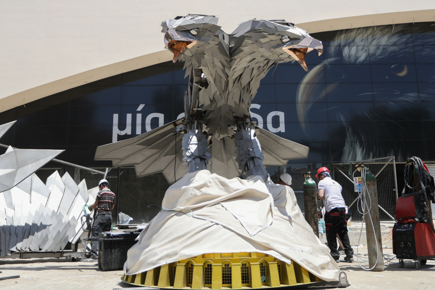 ΑΕΚ: Στη βάση του ο επιβλητικός δικέφαλος αετός της OPAP Arena