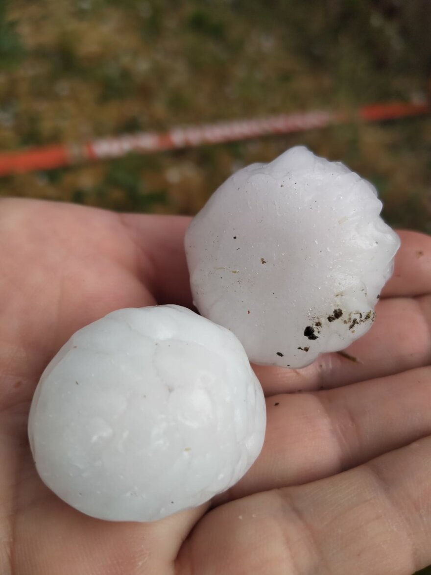 Σφοδρή χαλαζόπτωση σε Φλώρινα, Σέρρες και Λάρισα - «Ποτάμια» οι δρόμοι στη Θεσσαλονίκη (βίντεο και φωτογραφίες)