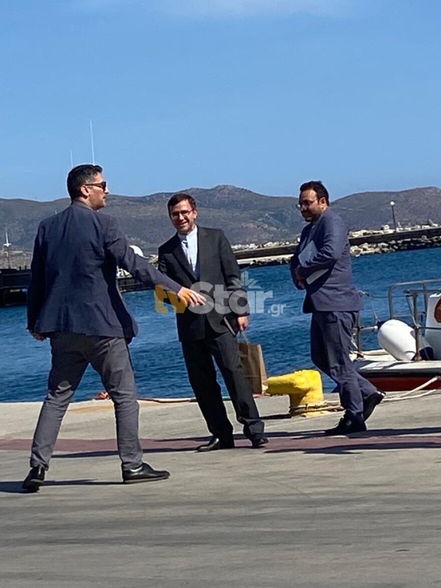 Συνεχίζεται το «διπλωματικό θρίλερ» σε Κάρυστο και Περσικό: Το ρωσικό τάνκερ στην Κάρυστο επισκέφθηκε ο Ιρανός πρέσβης