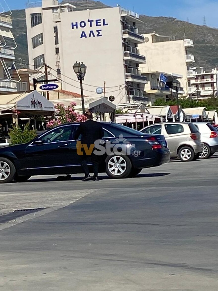 Συνεχίζεται το «διπλωματικό θρίλερ» σε Κάρυστο και Περσικό: Το ρωσικό τάνκερ στην Κάρυστο επισκέφθηκε ο Ιρανός πρέσβης