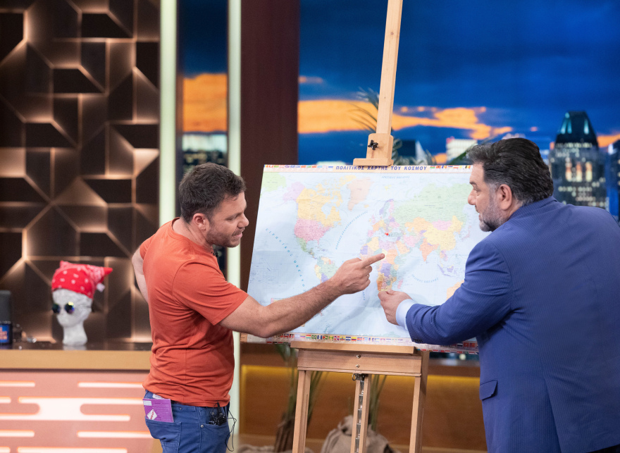 Το «The 2night Show» υποδέχεται τον Ευτύχη Μπλέτσα και την Εβίτα Σερέτη